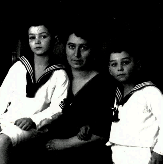 Fredy (right) with his mother and brother. From: Ondrichova, Lucie. Fredy Hirsch : von Aachen uber Dusseldorf und Frankfurt am Main durch Theresienstadt nach Auschwitz-Birkenau ; eine judische Biographie, 1916-1944. Konstanz: Hartung-Gorre, 2000.